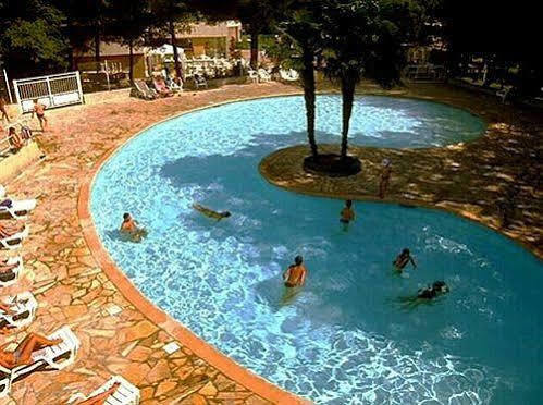 Belambra Clubs Residence Grasse - Les Jasmins Exterior foto
